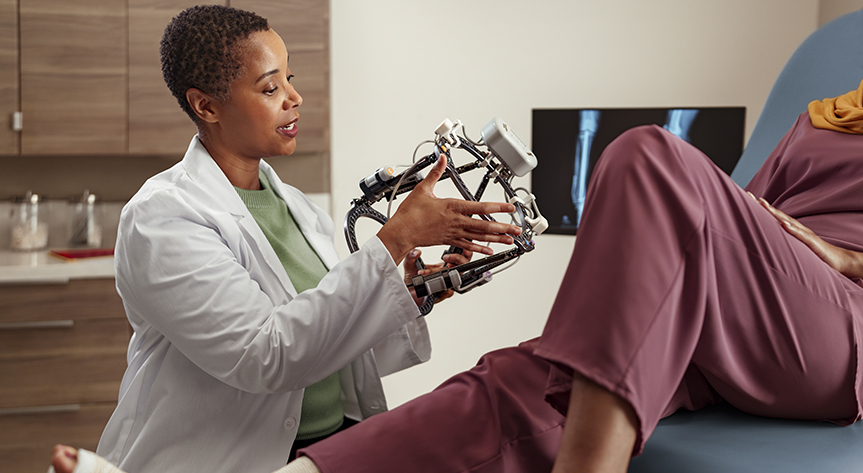 MAXFRAME AUTOSTRUT™ Multi-Axial Correction System